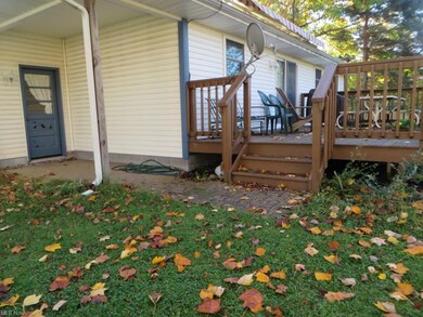 135 S Elm St, Jefferson, OH 44047 - photo 3