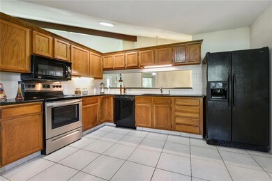 705 S Lake Verret Ct, Slidell, LA 70461 - photo 5