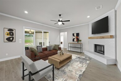 512 Pernell Ct, Weatherford, TX 76087 - photo 5