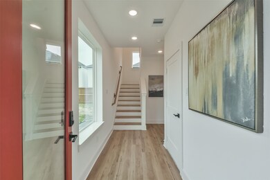 4820 Pinemont Dr, Houston, TX 77092 - photo 4