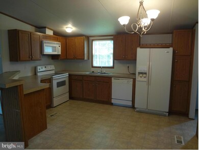 46492 Chapman Dr, Lexington Park, MD 20653 - photo 4