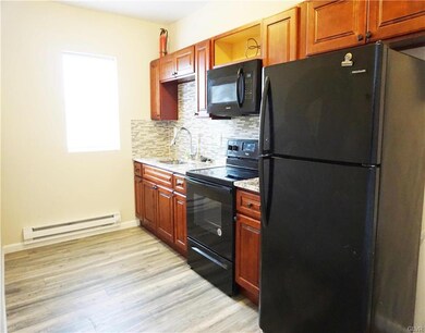 152 E Hamilton St unit D, Allentown, PA 18109 - photo 2