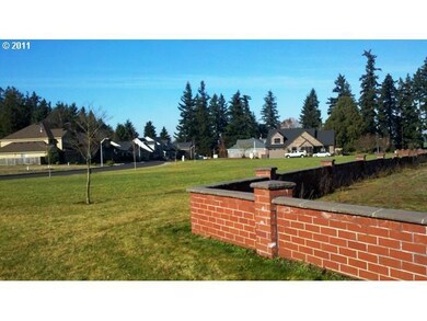 1337 N Fir St, Canby, OR 97013 - photo 4