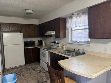 811 Parkview Dr, Cushing, OK 74023 - photo 4