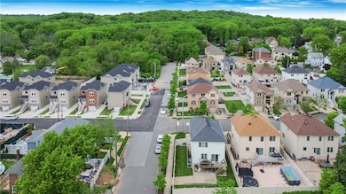 40 Dimarco Place, Staten Island, NY 10306 - photo 6