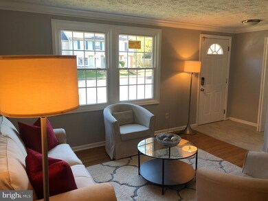 3614 Wharf Ln, Triangle, VA 22172 - photo 3