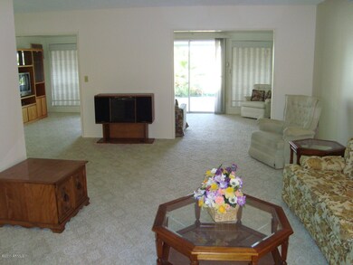 LIVING ROOM TO AZ ROOM