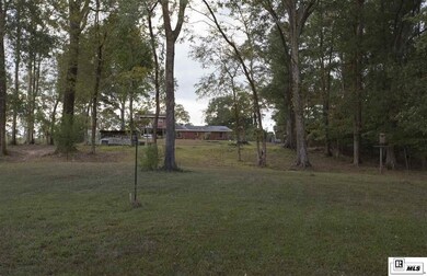 Beautiful Backyard on the water.