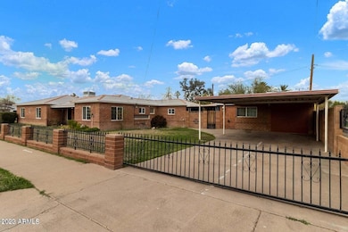 1330 E Monte Vista Rd, Phoenix, AZ 85006 - photo 2