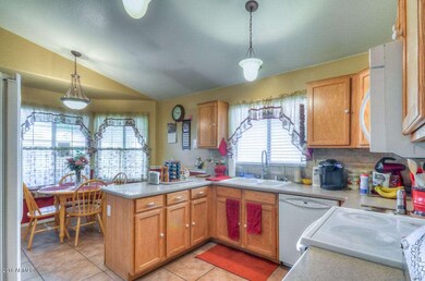 Kitchen (1)