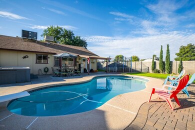 Refreshing pool