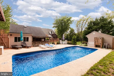 3926 Valley View Rd, Middletown, MD 21769 - photo 2