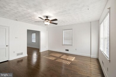 2139 Firethorn Rd, Middle River, MD 21220 - photo 4