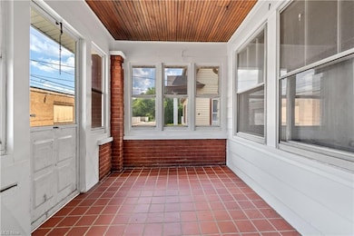 1161 Wallace Ave SE, Massillon, OH 44646 - photo 2