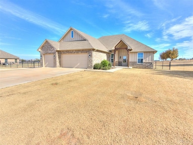 7770 Hawk Ln, Guthrie, OK 73044 - photo 4