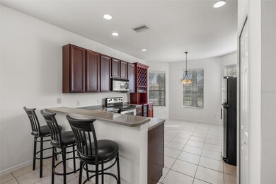 5808 Hidden Falls Ln, Apollo Beach, FL 33572 - photo 7