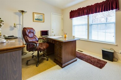 2 Mckenzie Cir, Bella Vista, AR 72715 - photo 4