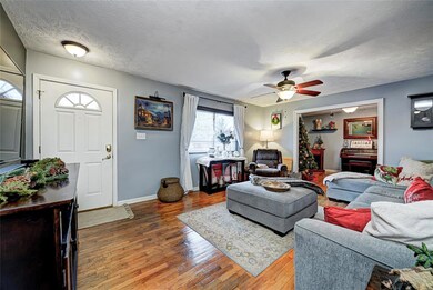 7274 Kimberly Ln, Plainfield, IN 46168 - photo 2