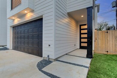 820 Wakefield Dr unit B, Houston, TX 77018 - photo 3