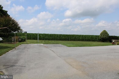 122 Voganville Rd, New Holland, PA 17557 - photo 7