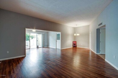 10920 W Thunderbird Blvd unit 17F, Sun City, AZ 85351 - photo 5