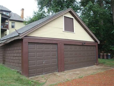Parking Lot/Garage.