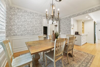 304 Lakeview Cir, Friendswood, TX 77546 - photo 6