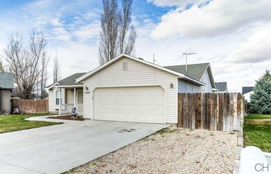 1605 S Woodland Dr, Nampa, ID 83686 - photo 2