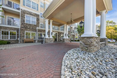 Waterford at East Brunswick unit 410, East Brunswick, NJ 08816 - photo 3