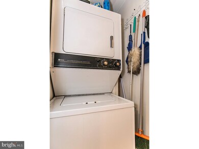 1011 Park Place unit A, Wilmington, DE 19806 - photo 7