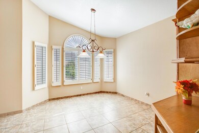 15664 W Piccadilly Rd, Goodyear, AZ 85395 - photo 6