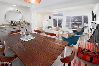1536_deer_blvd_a_dining_living_2