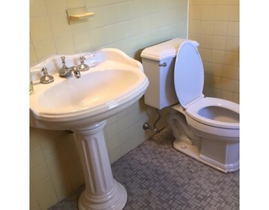 10 Washington Ave, Andover, MA 01810 - photo 2