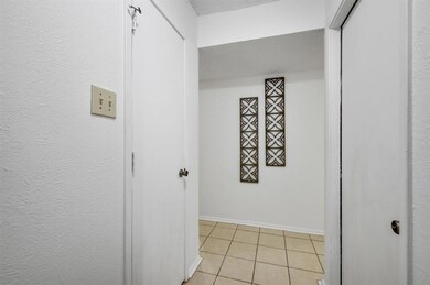 2928 Highgate Ln, Bedford, TX 76021 - photo 4