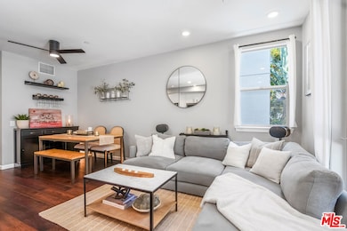 Living/Dining Area