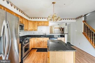 603 Coach Hill Ct unit B, West Chester, PA 19380 - photo 5