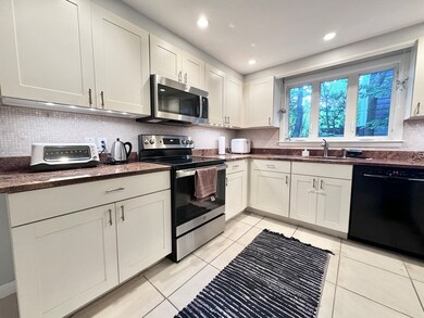 32 Clark Rd unit 32, Brookline, MA 02445 - photo 2