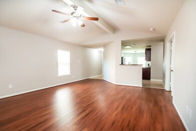 12066 Quartersawn Ln, Pinehurst, TX 77362 - photo 3