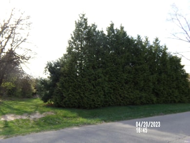 1105 N 170 W, Angola, IN 46703 - photo 2