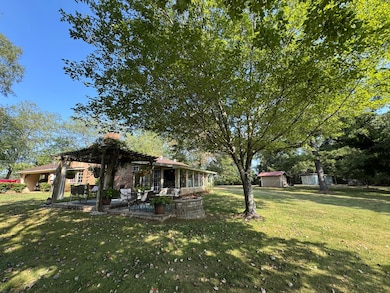 2762 U S 51, Duck Hill, MS 38925 - photo 5