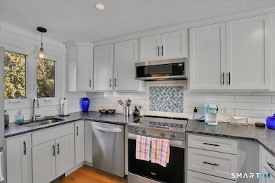 1001 Old Colony Rd unit 4-1, Meriden, CT 06451 - photo 6