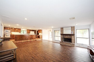 5607 Council Grove Ct, Houston, TX 77088 - photo 6