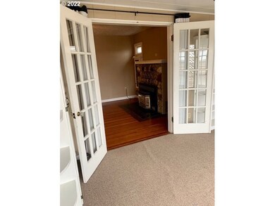 1902 SE Court Ave, Pendleton, OR 97801 - photo 4