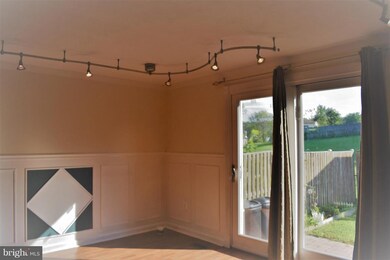 923 N Angel Valley Ct, Edgewood, MD 21040 - photo 7