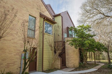 144 Moss Point Dr unit 4, Friendswood, TX 77546 - photo 3