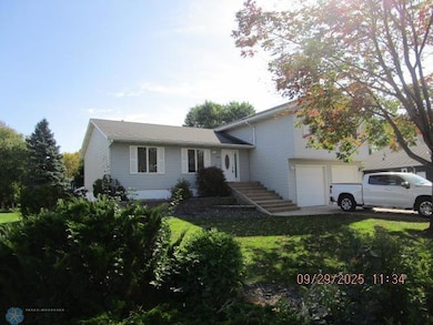 1440 15th St N, Wahpeton, ND 58075 - photo 3