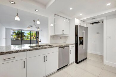 Ocean Lane Plaza unit 610, Key Biscayne, FL 33149 - photo 2