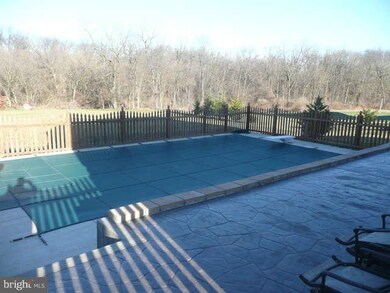 19246 Paradise Manor Dr, Hagerstown, MD 21742 - photo 6