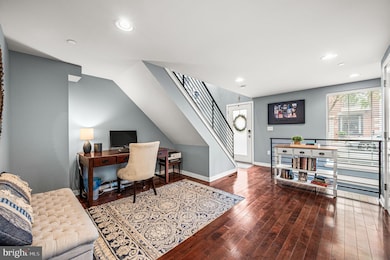 1305 S 2nd St, Philadelphia, PA 19147 - photo 3