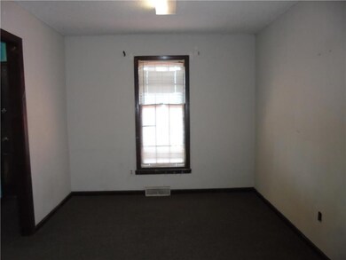 909 NW 11th St, Blue Springs, MO 64015 - photo 6